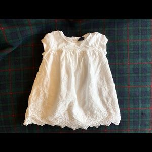 Gap 18-24mo white summer top with embroidery